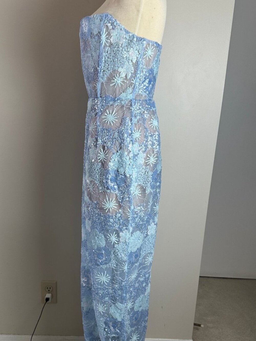 Bronx and Banco Farah Strapless Sequined Maxi Dress S Ocean Blue revolve NWOT - Picture 6 of 11